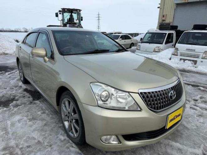 マジェスタ4.3 i-Four 4WD　ナビ・TV・バックカメラ　ETC 4300