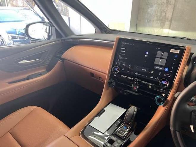 ヴェルファイアハイブリッド 2.5 Zプレミア E-Four 4WD　JBL・14インチ電動後席モニター・サンセットブラウン内装・ユニバーサルステップ・ガラスルーフ・デジタルインナーミラー・パノラミックビューモニターセラミックコーティング・寒冷地仕様 2500