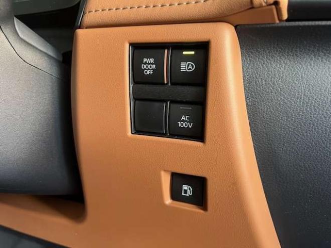 ヴェルファイアハイブリッド 2.5 Zプレミア E-Four 4WD　JBL・14インチ電動後席モニター・サンセットブラウン内装・ユニバーサルステップ・ガラスルーフ・デジタルインナーミラー・パノラミックビューモニターセラミックコーティング・寒冷地仕様 2500