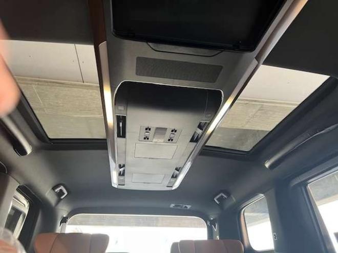 ヴェルファイアハイブリッド 2.5 Zプレミア E-Four 4WD　JBL・14インチ電動後席モニター・サンセットブラウン内装・ユニバーサルステップ・ガラスルーフ・デジタルインナーミラー・パノラミックビューモニターセラミックコーティング・寒冷地仕様 2500