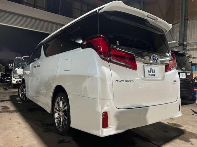 アルファードハイブリッド 2.5 SR Cパッケージ E-Four 4WD　3眼LED・純正ナビ・リアモニター・パワーバックドア・社外19AW・夏冬タイヤ付・1500W給電・ベンチレーターシート・アダプティブクルーズコントロール・ステアリングヒーター・検令和9年6月・本州仕入車両 2500