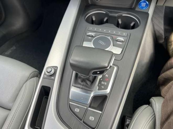 アウディA5 2.0 TFSI クワトロ スポーツ 4WD　ガラスルーフ・グレーレザー・バーチャルコックピット・純正ナビ・地デジ・純正19AW・マトリクスヘッドライト・法定12ヵ月点検整備付・19インチスタッドレスタイヤセット(オプション) 正規輸入車 2000