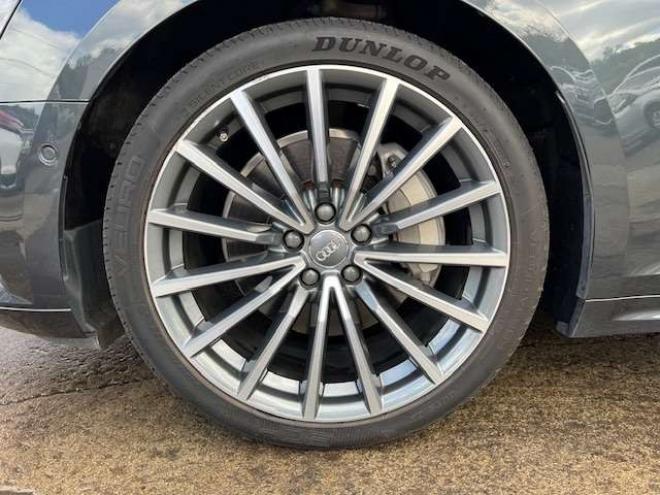 アウディA5 2.0 TFSI クワトロ スポーツ 4WD　ガラスルーフ・グレーレザー・バーチャルコックピット・純正ナビ・地デジ・純正19AW・マトリクスヘッドライト・法定12ヵ月点検整備付・19インチスタッドレスタイヤセット(オプション) 正規輸入車 2000