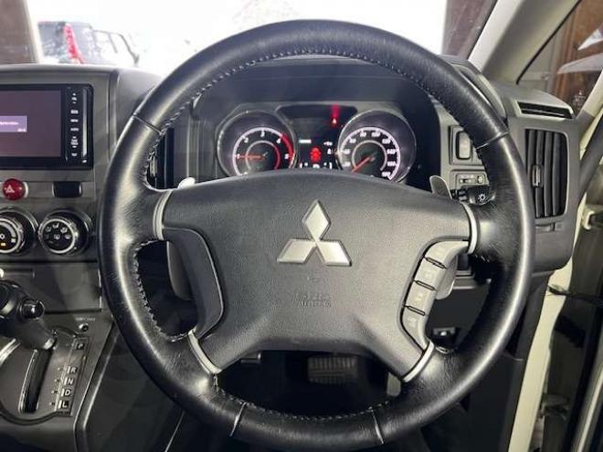 デリカD：5 2.2 D パワーパッケージ ディーゼルターボ 4WD　ディーゼルターボ・SDナビ・新規車検整備付 2300