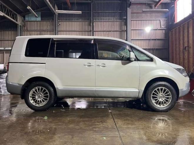 デリカD：5 2.2 D パワーパッケージ ディーゼルターボ 4WD　ディーゼルターボ・SDナビ・新規車検整備付 2300