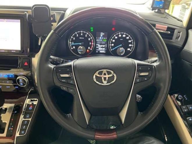 ヴェルファイア2.5 V 4WD　車検R10年1月・SDナビ・リフトアップ・純正リアモニター・両側パワースライド・メモリー付パワーシート・トーヨーオープンカントリー16AWセット・スタッドレスタイヤセット・ドライブレコーダー・エンジンスターター 2500