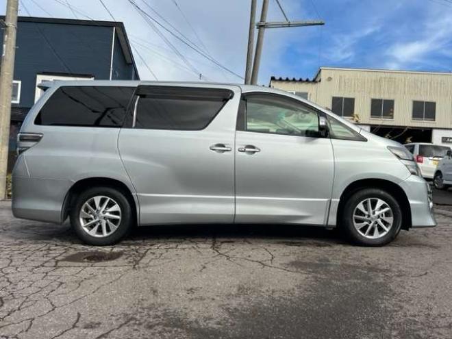 ヴェルファイアハイブリッド2.4 ZR 4WD　両側Pスライド/SDナビ/寒冷地仕様/法定24ヵ月点検整備付/新規車検整備付/本州仕入車両 2400