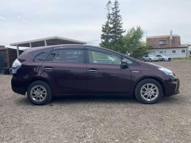 プリウスα1.8 G チューン ブラック　 2WD 1800