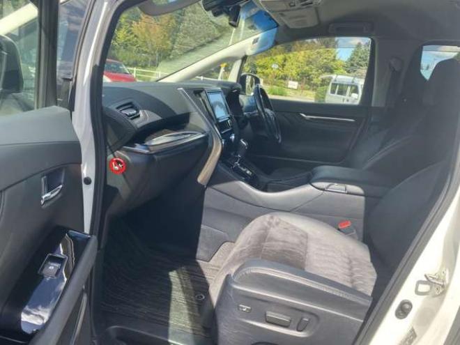 アルファードハイブリッド 2.5 SR E-Four 4WD　 2500