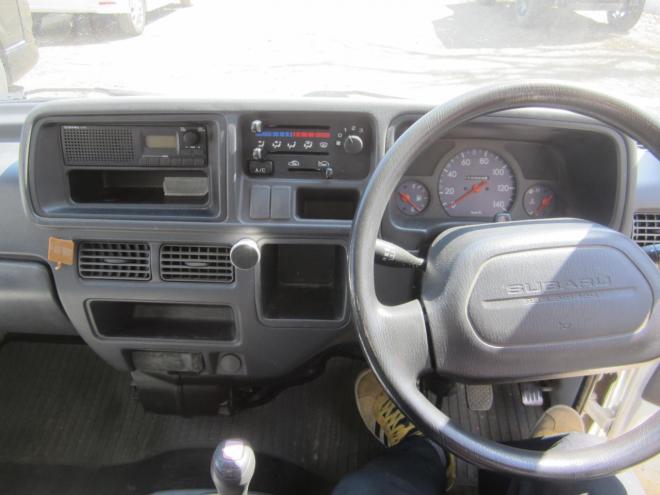 サンバートラック 5MT 4WD 4WD 660 2Dr