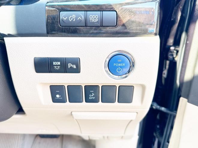 ヴェルファイアハイブリッド2.4X 4WD　ローンが不安な方＜優遇ローン＞　本州仕入　サンルーフ　社外20AW　両側パワスラ 4WD 2400 5Dr