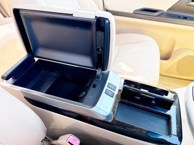 ヴェルファイアハイブリッド2.4X 4WD　ローンが不安な方＜優遇ローン＞　本州仕入　サンルーフ　社外20AW　両側パワスラ 4WD 2400 5Dr