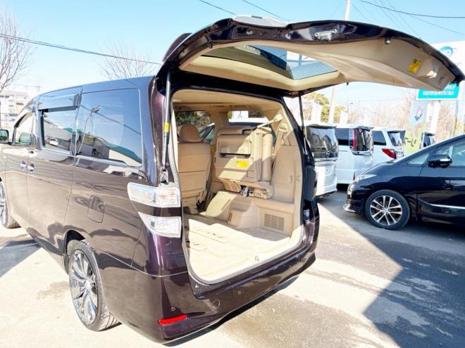 ヴェルファイアハイブリッド2.4X 4WD　ローンが不安な方＜優遇ローン＞　本州仕入　サンルーフ　社外20AW　両側パワスラ 4WD 2400 5Dr