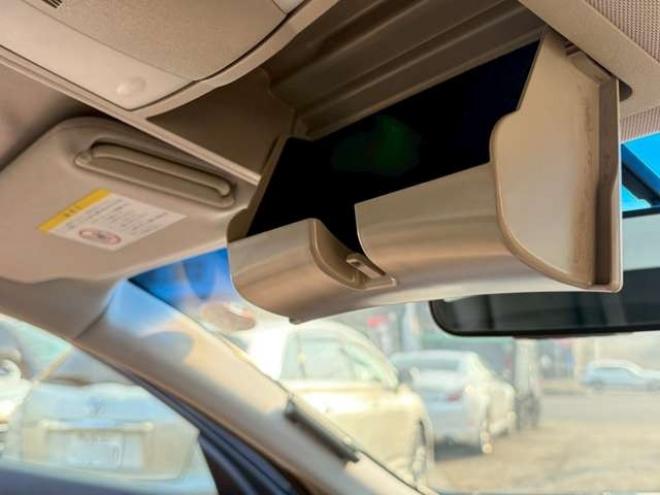 スカイライン2.5 250GT FOUR 4WD　ドライブレコーダー　ETC　パワステ　パワーウィンドウ　ナビ　電動シート　寒冷地仕様　アルミホイール　エアコン　盗難防止装置　キーレスエントリー　ABS　横滑り防止装置 2500