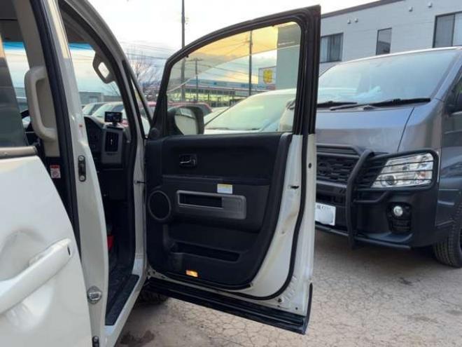 デリカD：5 2.2 D パワーパッケージ ディーゼルターボ 4WD　両側電動スライドドア　電動リアゲート　社外ナビ　社外アルミ　バックカメラ　エアコン　ETC　キーレスエントリー　シートヒーター　寒冷地仕様　パワステ　パワーウィンドウ　クルーズコントロール　3列シート 2300