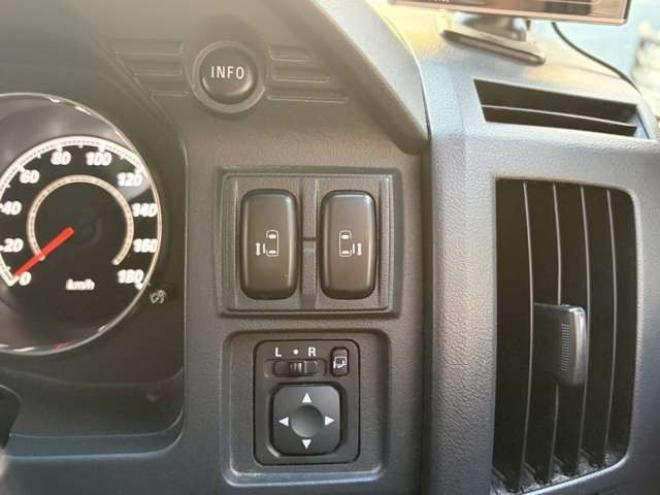 デリカD：5 2.2 D パワーパッケージ ディーゼルターボ 4WD　両側電動スライドドア　電動リアゲート　社外ナビ　社外アルミ　バックカメラ　エアコン　ETC　キーレスエントリー　シートヒーター　寒冷地仕様　パワステ　パワーウィンドウ　クルーズコントロール　3列シート 2300