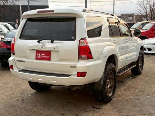 ハイラックスサーフ2.7 SSR-X リミテッド 4WD　TVナビ　パワステ　パワーウィンドウ　キーレスエントリー　LEDヘッドライト　フォグランプ　リフトアップ　アルミホイール　ルーフレール　寒冷地仕様　ABS　バックカメラ　盗難防止装置　エアコン 2700