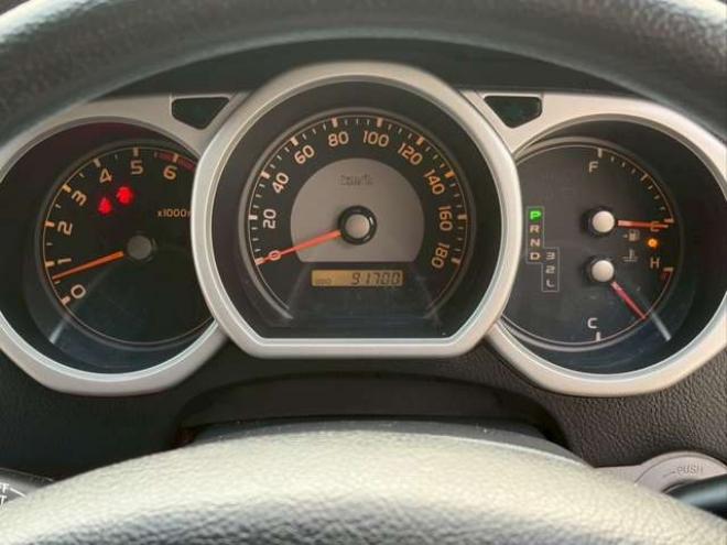 ハイラックスサーフ2.7 SSR-X リミテッド 4WD　TVナビ　パワステ　パワーウィンドウ　キーレスエントリー　LEDヘッドライト　フォグランプ　リフトアップ　アルミホイール　ルーフレール　寒冷地仕様　ABS　バックカメラ　盗難防止装置　エアコン 2700