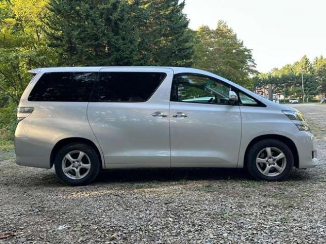 ヴェルファイア2.4 X 4WD　ワンオーナー　パワーウィンドウ　パワステ　社外ナビ　純正アルミ　ABS　キーレス　バックカメラ　左側電動スライドドア　ETC　ワイパーデアイサー 2400