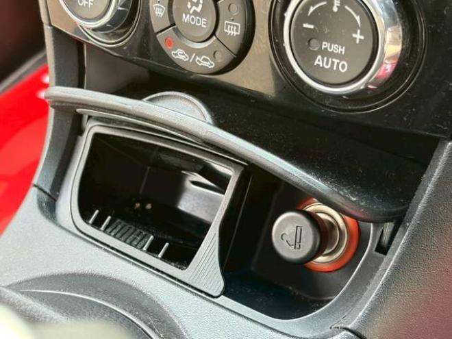 RX-8ロータリーエンジン40周年記念車　200台限定者　6速MT　マツダスピード　ETC　マフラーフジツボ　エンジンオーバーホール済　パワステ　パワーウィンドウ　社外アルミホイール　ABS　エアコン　盗難防止装置　電動シート 2WD 1300