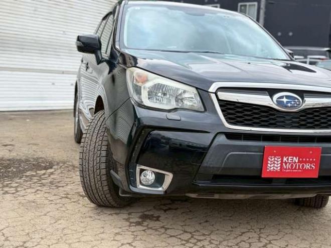 フォレスター2.0XT アイサイト 4WD　ターボ　パワステ　パワーウィンドウ　純正アルミ　ABS　キーレスエントリー　ETC　シートヒーター　社外エンジンスターター　パドルシフト　エアコン　電動シート　クルーズコントロール　盗難防止装置 2000