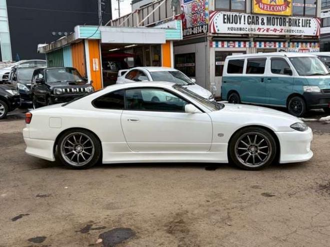 シルビア2.0 オーテックバージョン　6速MT　社外ハンドル　社外アルミホイール　社外エアロ　社外マフラー　パワステ　パワーウィンドウ　社外ナビ　エアコン　革シート 2WD 2000