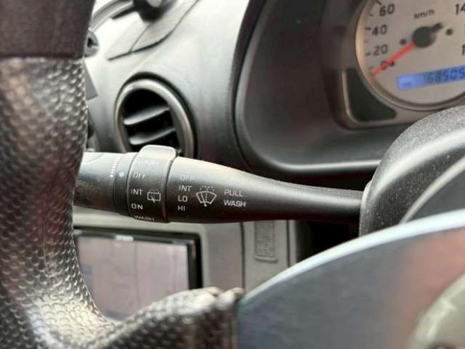 シルビア2.0 オーテックバージョン　6速MT　社外ハンドル　社外アルミホイール　社外エアロ　社外マフラー　パワステ　パワーウィンドウ　社外ナビ　エアコン　革シート 2WD 2000