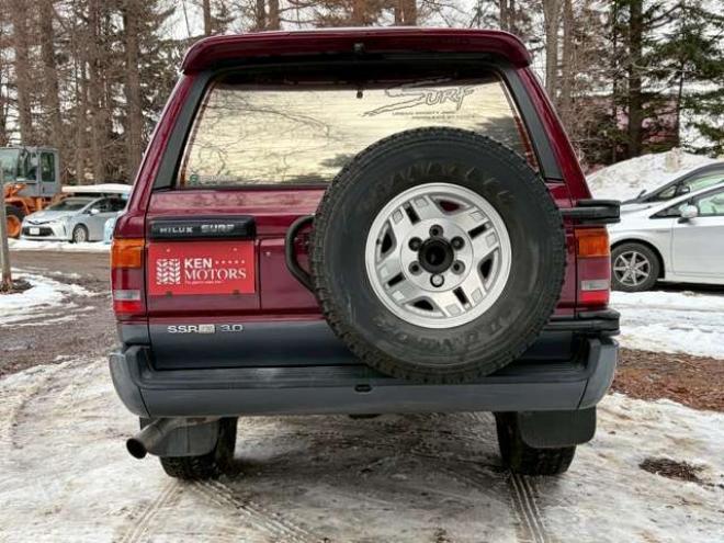 ハイラックスサーフ3.0 SSR-G ワイドボデー ディーゼルターボ 4WD　レカロシート　社外ハンドル　社外ナビ　地デジ　ETC　2バッテリー　バンパーガード　パワステ　パワーウィンドウ　純正アルミホイール　クルーズコントロール　寒冷地仕様 3000