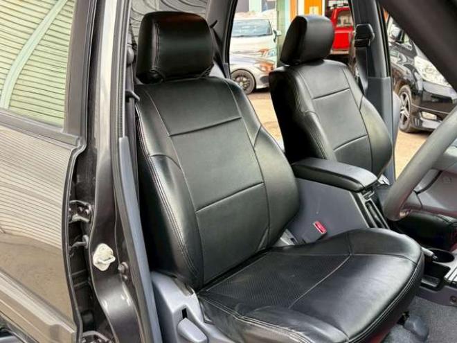 ハイラックスサーフ2.7 SSR-X Vセレクション 4WD　社外ナビ　バックカメラ　社外アルミホイール　エアコン　リフトアップ　パワステ　パワーウィンドウ　キーレスエントリー　ETC　ABS　ルーフレール 2700