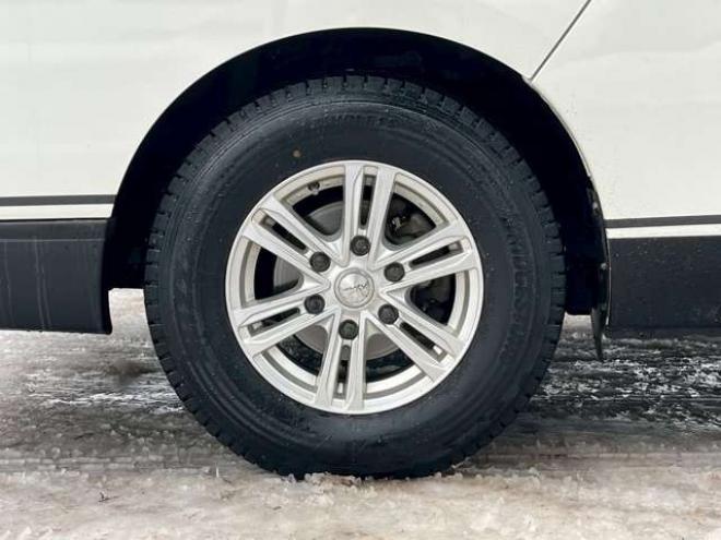 キャラバンNV350 2.5 プレミアムGX ロングボディ ディーゼルターボ 4WD　エンジンスターター　社外11インチナビ　バックカメラ　ETC　ワンオーナー　左側電動スライドドア　社外アルミ　パワーウィンドウ　パワステ　後席モニター　ABS　キーレスエントリー　衝突被害軽減ブレーキ 2500