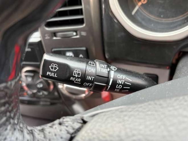 ハイラックスサーフ2.7 SSR-X リミテッド 4WD　社外アルミホイール　リフトアップ　社外ナビ　バックカメラ　ETC　寒冷地仕様　ABS　キーレスエントリー　パワステ　パワーウィンドウ　盗難防止装置　エアコン　ルーフレール 2700