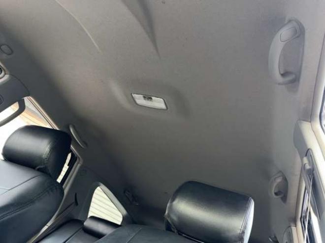 ハイラックスサーフ2.7 SSR-X リミテッド 4WD　社外アルミホイール　リフトアップ　社外ナビ　バックカメラ　ETC　寒冷地仕様　ABS　キーレスエントリー　パワステ　パワーウィンドウ　盗難防止装置　エアコン　ルーフレール 2700