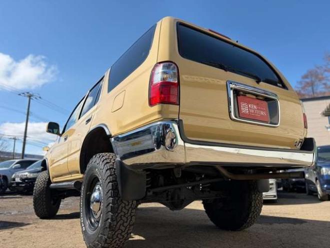 ハイラックスサーフ2.7 SSR-V ワイドボディ 4WD　US仕様　リフトアップ　全塗装済　社外ナビ　パワステ　パワーウィンドウ　ETC　バックカメラ　アルミホイール　ルーフレール　キーレスエントリー　ABS　エアコン 2700