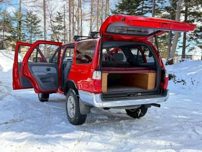 ハイラックスサーフ2.7 SSR-X 4WD　リフトアップ　全塗装済レッド　社外ナビ　ETC　パワステ　パワーウィンドウ　ABS　キーレスエントリー　ルーフレール　サンルーフ 2700