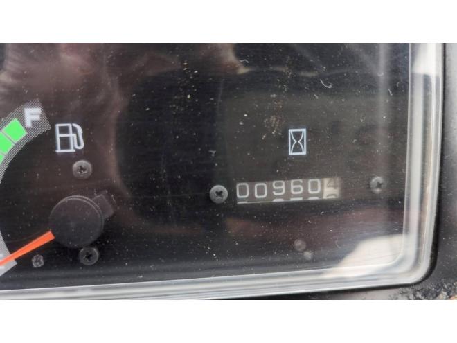 ホイールローダ日立　中古　ZW30-5B　建機