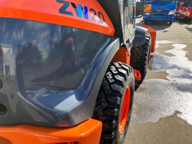 ホイールローダ日立　中古　ZW30-5B　建機
