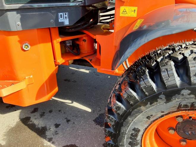 ホイールローダ日立　中古　ZW30-5B　建機