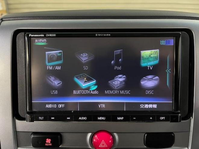 デリカＤ：５　Ｇパワーパッケージ　本州仕入　禁煙車　寒冷地仕様　エクストリーム１６ＡＷ＋ＧＲＩＰＭＡＸホワイトレター　新品ＪＡＯＳブラックマッドガード　純正１８ＡＷ＋スタッドレスタイヤ付　１２インチリアフリップダウンモニター　ＥＴＣ 4WD 2400 5Dr