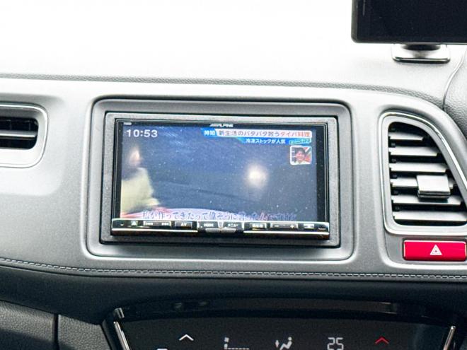 ヴェゼルハイブリッド1.5ハイブリッドX 4WD　ローンが不安な方＜優遇ローン＞　あんしんパッケージ　寒冷地仕様　社外ナビ 4WD 1500 5Dr