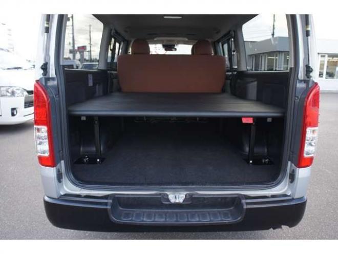 レジアスエース2.8 スーパーGL ロングボディ ディーゼルターボ 4WD　415COBRA丸目キット&CL3フロントリップ&ステージIリアスポ　415SAFARIオーバーフェンダー　ESSEXステラ16インチAW　TOYOオープンカントリーR/T　415COBRAベッドキット　寒冷地仕様　純正ETC 新品シートカバー 2800