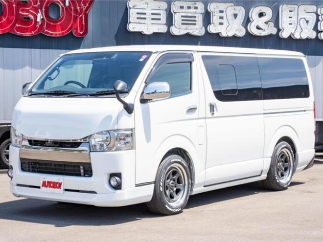 ハイエースバン2.8 スーパーGL ダークプライムII ロングボディ ディーゼルターボ 4WD　ESSEXカスタム　FリップスポイラーVer.4　サイドライナー　クワトロリアバンパー　プログレスIバッドパネル　17インチELホイール　ヨコハマPARADA　415COBRAフラットキット 2800