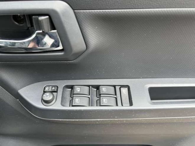 ピクシスエポックG SAIII 4WD　スマートキー　プッシュスタート　スマートアシスト3 前席シートヒーター　オートエアコン　オートハイビーム　コーナーセンサー　アイドリングストップ　横滑り防止　衝突軽減 660