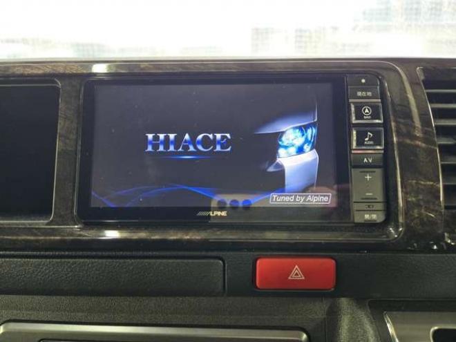 ハイエースバン2.7 スーパーGL ダークプライム ワイド ミドルルーフ ロングボディ 4WD　寒冷地仕様　パワスラ　リアヒーター&クーラー　プッシュスタート　スマートキー　ウッドコンビステアリング&シフトノブ　ハーフレザーシート　ドラレコ　バックカメラ　ETC　メモリナビ　フルセグTV　Bluetooth 2700