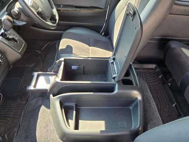 ハイエースバン2.7 スーパーGL ダークプライム ワイド ミドルルーフ ロングボディ 4WD　寒冷地仕様　パワスラ　リアヒーター&クーラー　プッシュスタート　スマートキー　ウッドコンビステアリング&シフトノブ　ハーフレザーシート　ドラレコ　バックカメラ　ETC　メモリナビ　フルセグTV　Bluetooth 2700