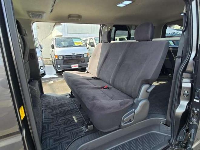 ハイエースバン3.0 スーパーGL ロング ディーゼルターボ 4WD　寒冷地仕様　プッシュスタート　スマートキー　リアヒーター&リアクーラー　LEDヘッドライト　フロントフォグランプ　 バックカメラ　ステアリングスイッチ　パワーヒート　純正ナビ　フルセグTV　レーダー探知機 3000