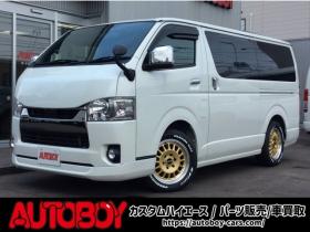 ハイエースバン　2.8 スーパーGL ダークプライムII ロングボディ ディーゼルターボ 4WD　ESSEXバージョン　FスポイラーVer3&サイドライナー&リアライナー　ESSEX　ENCD17インチAW　ヨコハマPARADA17インチ　ESSEX3Dフロアマット　ハーフレザーシート　プッシュスタート　スマートキー　リアヒーター 2800