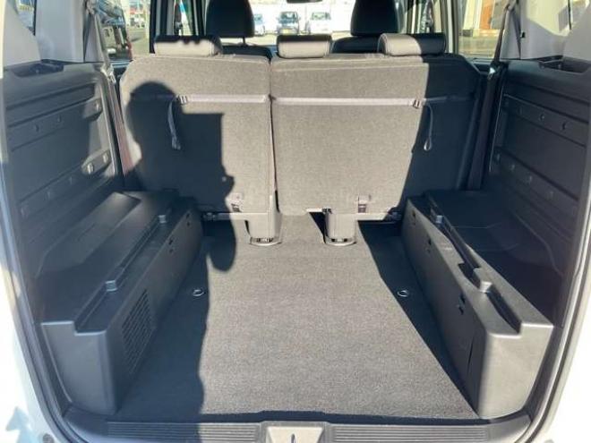 フリード+1.5 ハイブリッド G ホンダセンシング 4WD　社外ナビTV　バックカメラ　両側パワースライドドア　ETC　プッシュスタート　純正エンジンスターター　LEDヘッドライト　ドラレコ　レーダークルーズコントロール　シートヒーター 1500