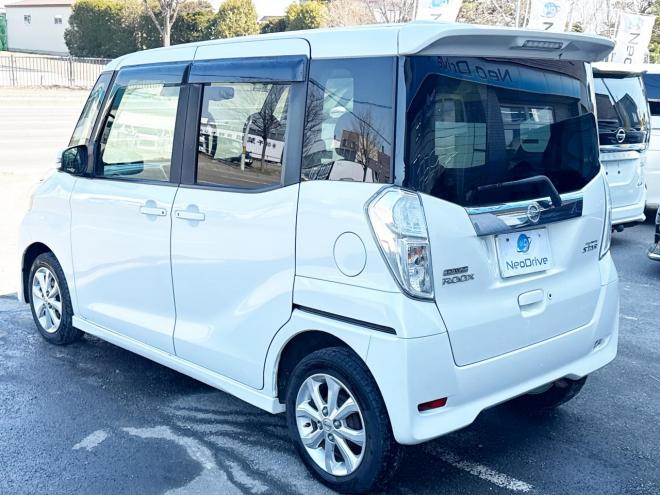 デイズルークス660ハイウェイスターXターボ 4WD　ローンが不安な方＜優遇ローン＞　寒冷地仕様　ワンオーナー　純正ナビTV 4WD 660 5Dr