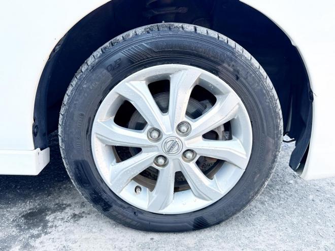 デイズルークス660ハイウェイスターXターボ 4WD　ローンが不安な方＜優遇ローン＞　寒冷地仕様　ワンオーナー　純正ナビTV 4WD 660 5Dr