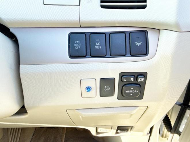 エスティマハイブリッドハイブリッド2.4X 4WD　ローンが不安な方＜優遇ローン＞　本州仕入　寒冷地仕様 フルエアロ　社外ナビ 4WD 2400 5Dr